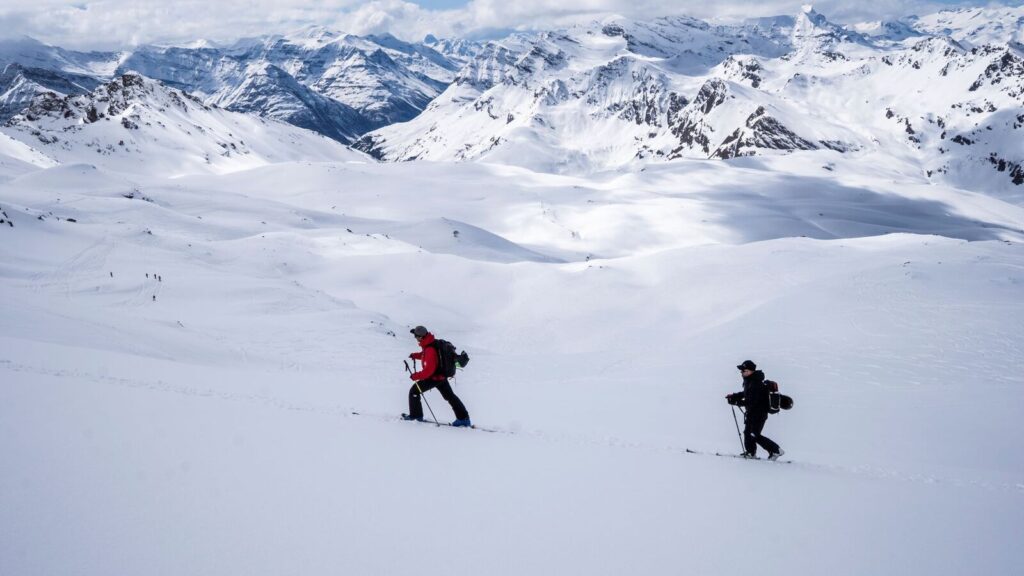 Ski de randonnée à Val d’Isère : un événement à apprécier pour les amateurs de montagne.