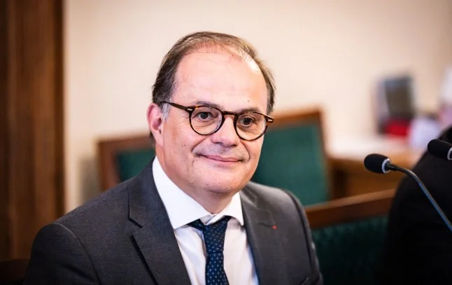 Banque de France : Emmanuel Moulin plaide pour l’adoption de taux d’intérêt verts.