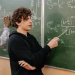 Épreuve anticipée de maths : modalités et enjeux pour les élèves de première en France.