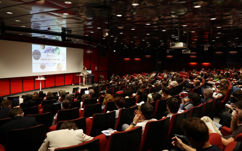 Le Forum des futurs aborde les défis climatiques avec la participation des Nations Unies.