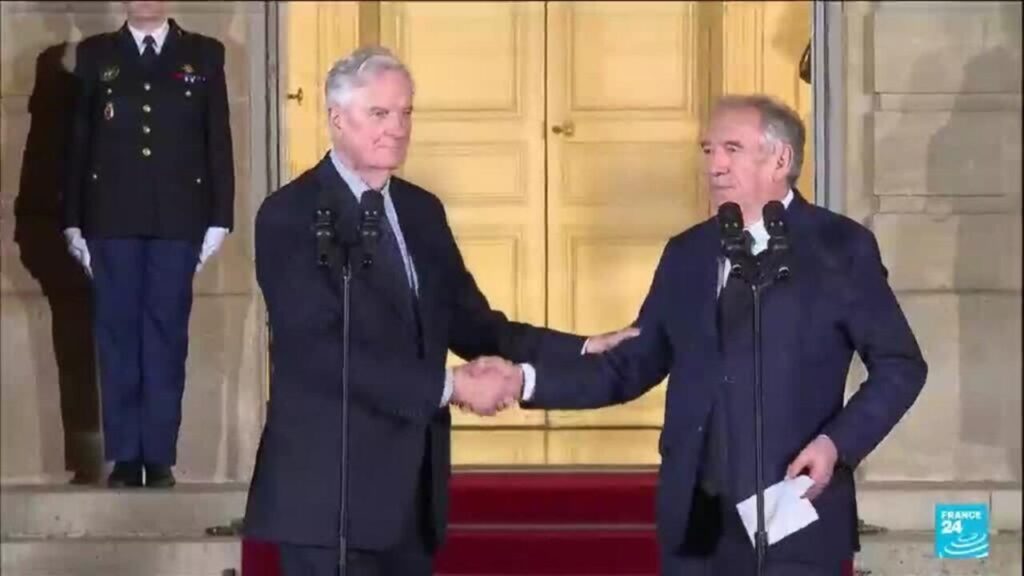 François Bayrou nommé Premier ministre : enjeux de gouvernance et partenaires politiques en vue