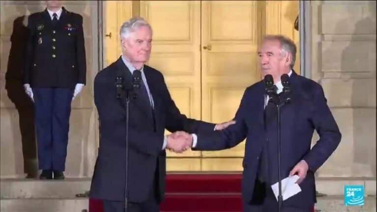 François Bayrou nommé Premier ministre : enjeux de gouvernance et partenaires politiques en vue