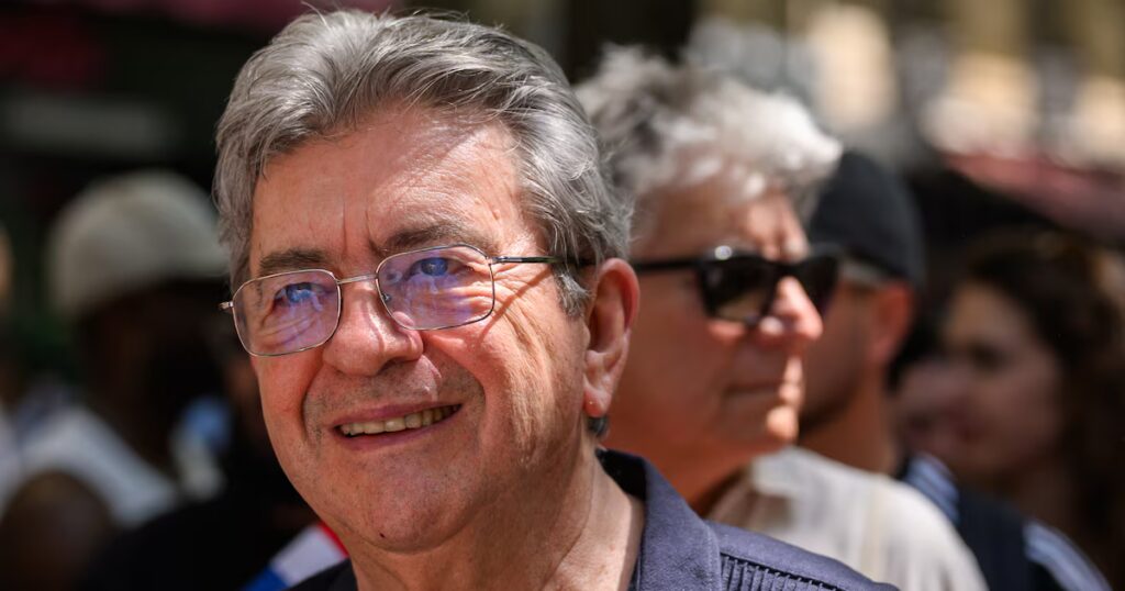 Jean-Luc Mélenchon se réconcilie avec Valérie Pécresse, Bruno Retailleau averti.