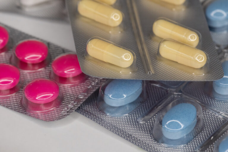 Des médicaments ressemblant à des bonbons suscitent des inquiétudes chez les autorités sanitaires.