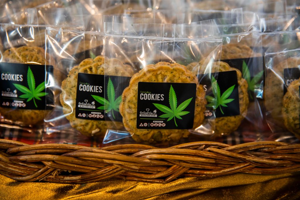 L’Europe impose des restrictions sur les fleurs et produits alimentaires à base de cannabis.