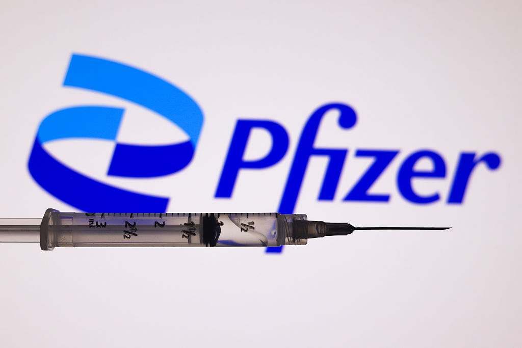 Vaccins Covid : Pfizer engage un duel juridique contre trois pays de l’UE