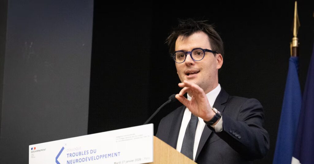 Autisme : Étienne Pot interroge les contradictions dans la santé publique française