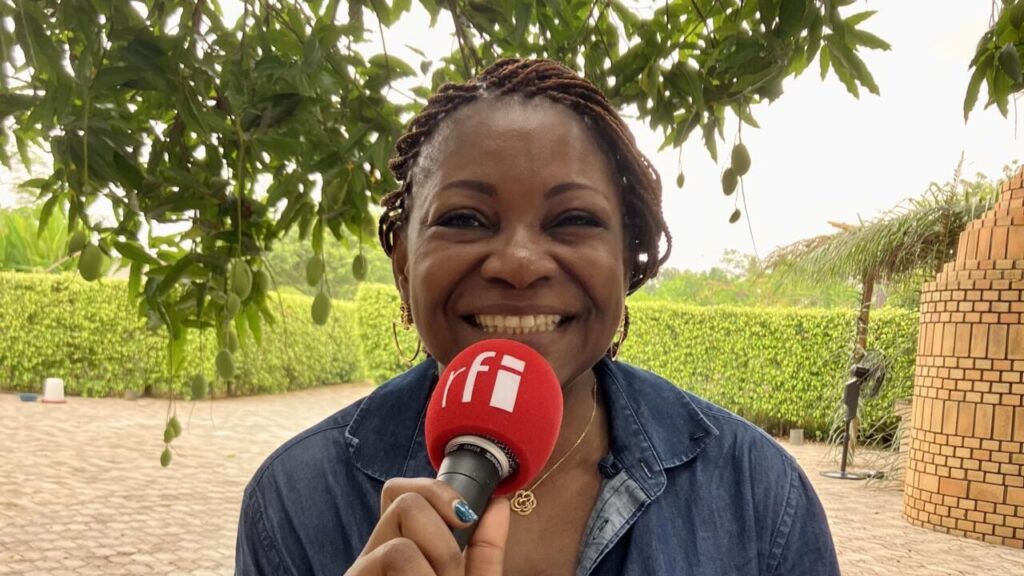 Cameroun : Hemley Boum explore la littérature et ses enjeux au sein de la société.
