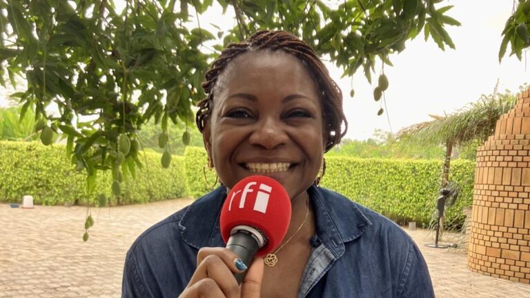 Cameroun : Hemley Boum explore la littérature et ses enjeux au sein de la société.