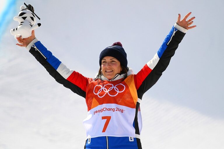Marie Martinod, médaille olympique, rejoint la scène politique française.