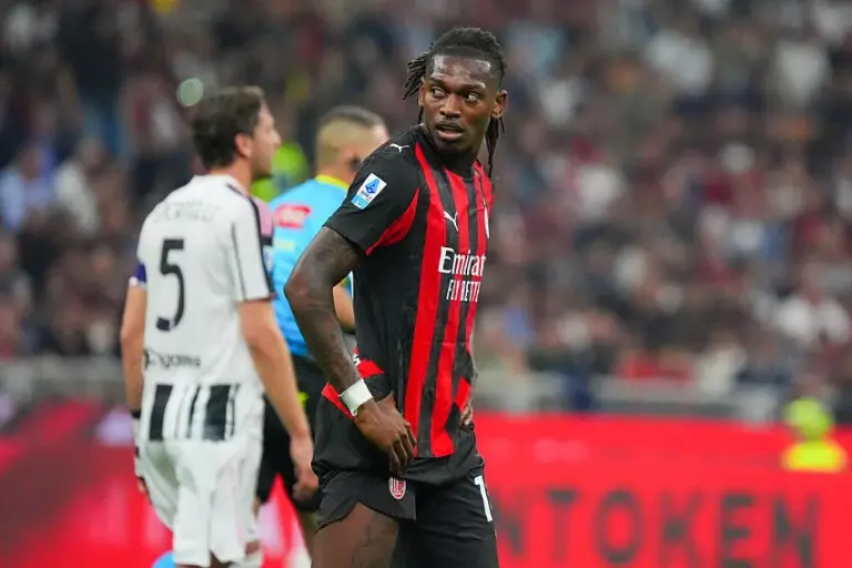 Leão signe avec un club étranger après son départ de l’AC Milan.