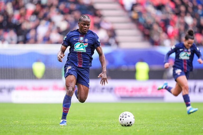 Prolongation de Merveille Kanjinga au PSG : un contrat renouvelé pour le jeune talent.