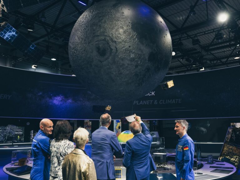 L’ESA reporte ses décisions sur Artemis et Gateway, affectant l’exploration spatiale.