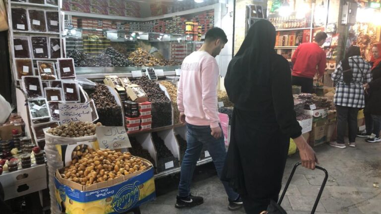 Iran : Le retour partiel d’internet révèle une détérioration du quotidien des habitants.