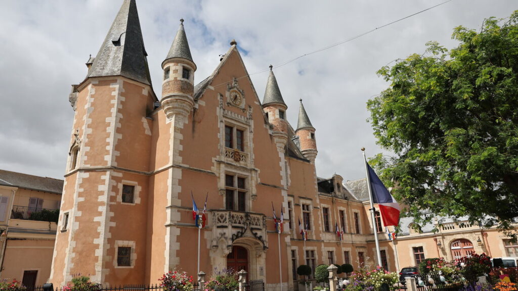 Étampes : un adjoint au maire se retire après des accusations de violences sexuelles sur mineure