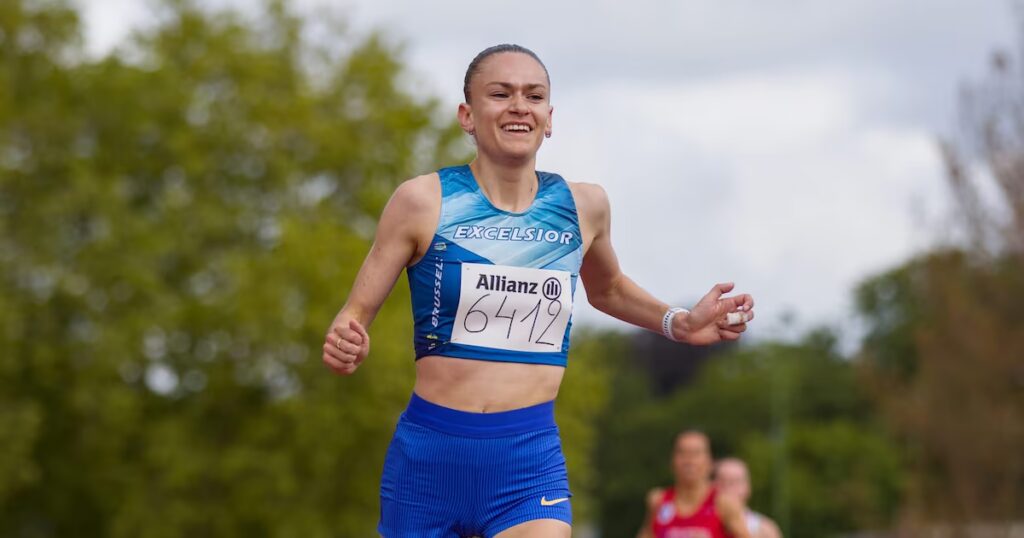 Jana Van Lent établit un nouveau record belge du 10.000 mètres après 26 ans.