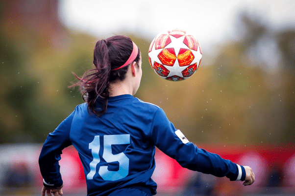 Femmes dans le sport : enjeux et évolutions pour la prochaine décennie mondiale