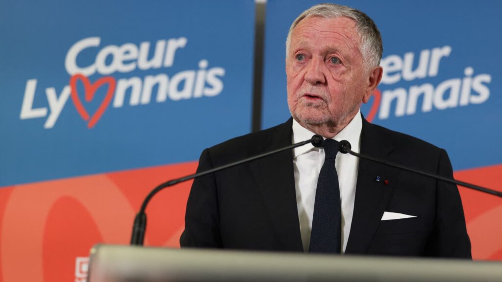 Jean-Michel Aulas sous pression à Lyon après une plainte pour viol contre son directeur de campagne.