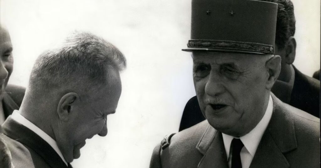 De Gaulle souligne l’importance de sa visite à Moscou en 1966 pour les relations franco-soviétiques.