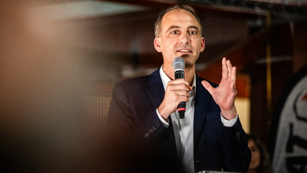 Présidentielle 2027 : Glucksmann face à la pression de LFI et du PS pour mobiliser son camp.