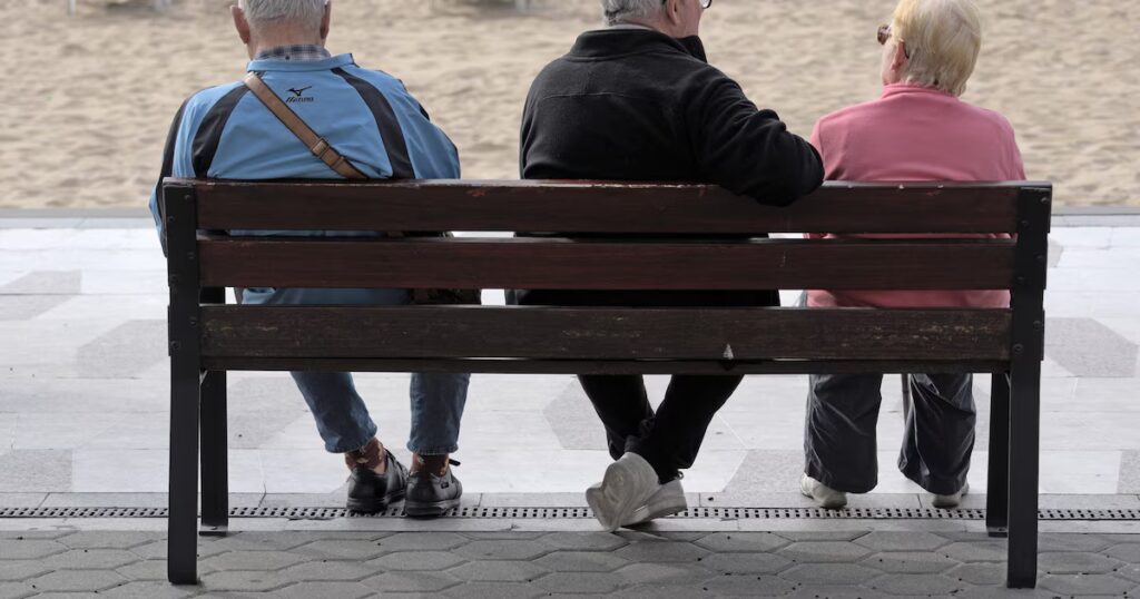 La France face à un vieillissement démographique avec près de 6 millions de seniors supplémentaires