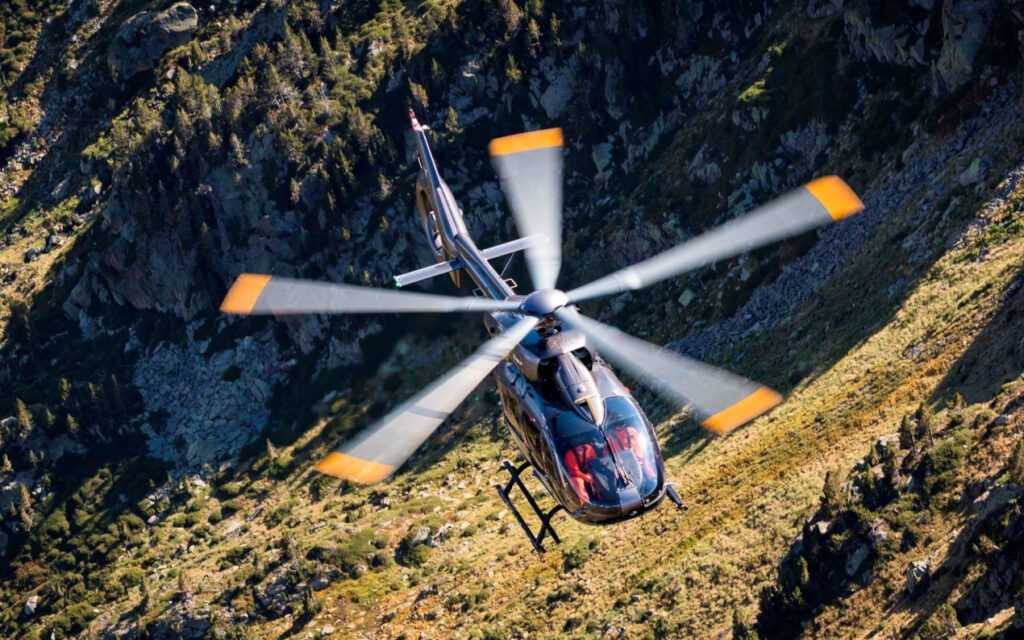 La République d’Arménie achète six hélicoptères auprès d’Airbus Helicopters.