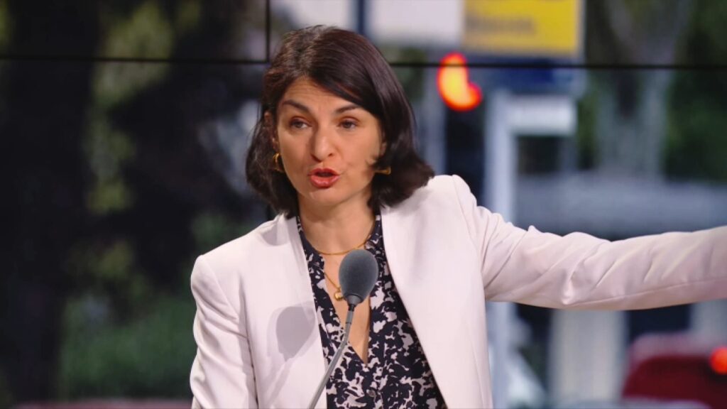 Aurélie Trouvé annonce la résistance citoyenne de LFI en cas de victoire du RN en 2027.