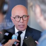 Éric Ciotti propose une loi pour rendre la climatisation obligatoire dans les écoles et hôpitaux.