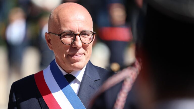 Eric Ciotti assouplit la réglementation des locations Airbnb à Nice, la gauche s’insurge.