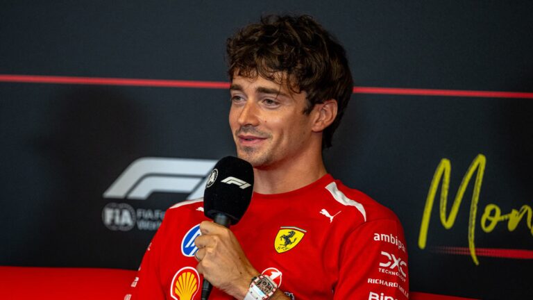 F1 : Charles Leclerc prolonge avec Ferrari malgré des offres concurrentes.