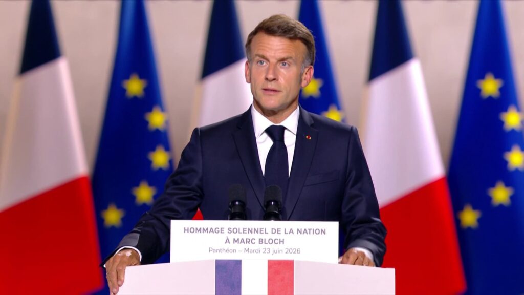 Emmanuel Macron honore Marc Bloch en l’entrée au Panthéon, un intellectuel engagé.