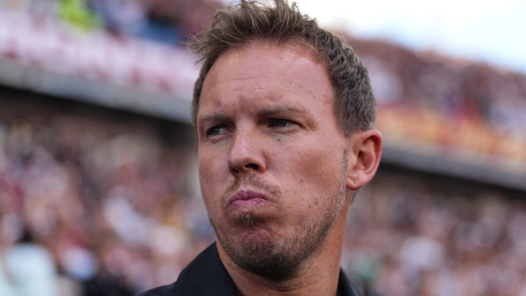 Nagelsmann défend Tuchel après des critiques de la FIFA sur des détails personnels.