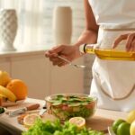 L&rsquo;huile de chia gagne en popularité dans les cuisines et les routines beauté françaises.