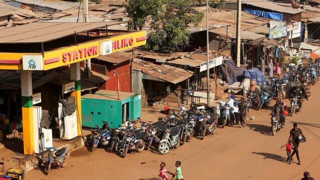 Mali : Lancement de l’immatriculation des motos et tricycles pour réguler le secteur.