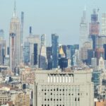 Loyers à New York : les studios à 3.995 dollars et la transformation de bureaux en logements