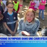 Championne olympique participe à un meeting éducatif à Nikaïa dans une école locale.