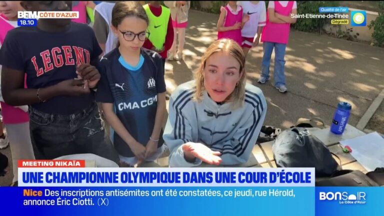 Championne olympique participe à un meeting éducatif à Nikaïa dans une école locale.