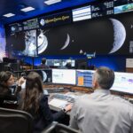 Retour de la NASA sur la Lune : enjeux pour SpaceX et Blue Origin en compétition.