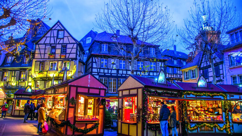 Marchés de Noël : De Beauvais à Arles, les traditions locales en pleine expansion.