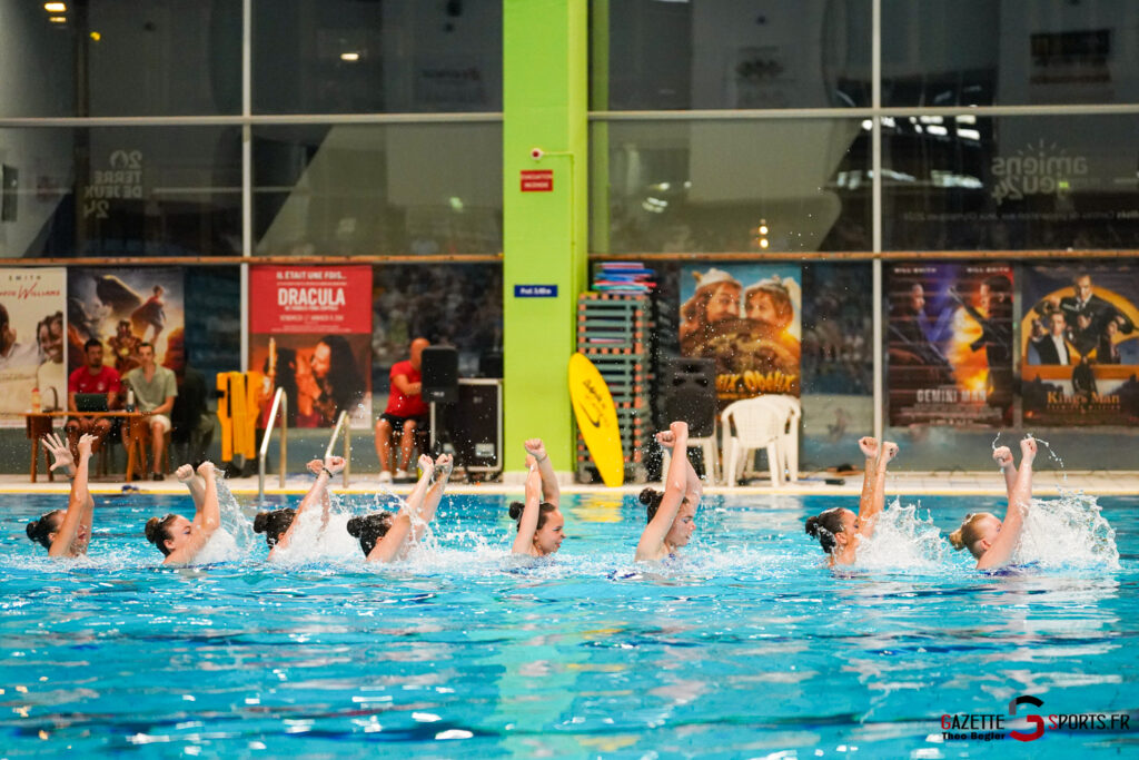 Amiens Métropole Natation organise un gala annuel de natation artistique.