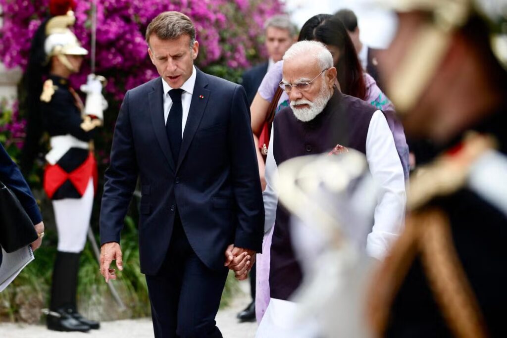 Visite de Macron et Modi : plages fermées et touristes refoulés à Beaulieu-sur-Mer.