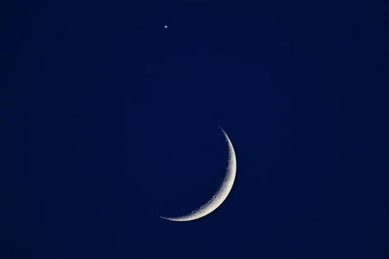 Vénus et la Lune : images des phénomènes célestes observables depuis la Côte d’Azur