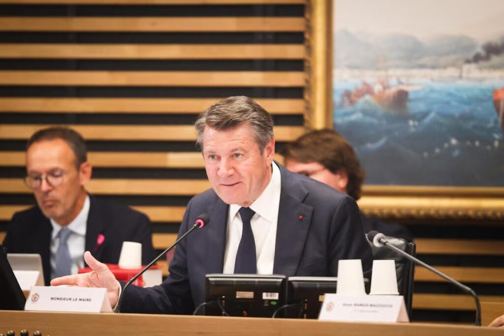 Christian Estrosi refuse de fournir des justificatifs pour 312.000 euros de frais