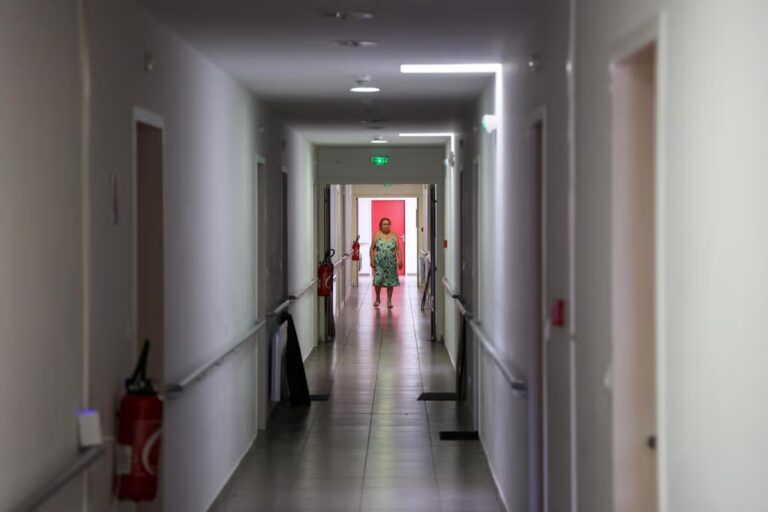 Fermeture du dernier centre de réfugiés ukrainiens à Châteaudouble, sept familles sans relogement.