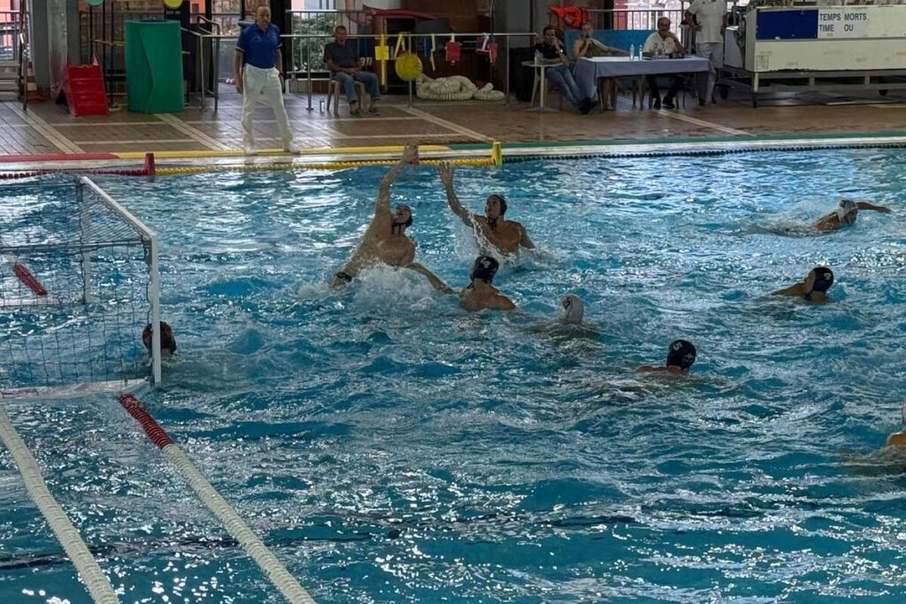 Nice s’incline face à un concurrent pour la troisième place du championnat Elite de water-polo.
