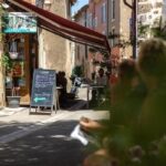 Destitution du maire dans un village du Var : tensions et réactions des habitants
