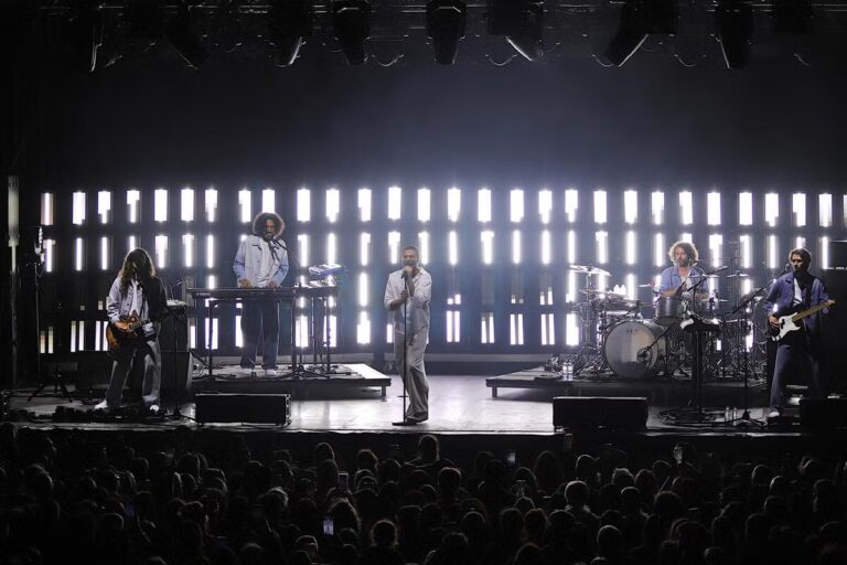 Marine, gagnante de la 12e saison de Star Academy, annoncée au festival des Nuits du Réal.