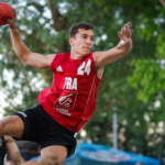 Les Bleus du beach handball éliminés du Mondial après le tour principal.