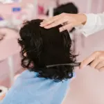Coiffures dégradées pour femmes : options de volume et style naturel pour cheveux mi-longs.