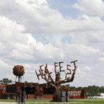 Accusations de VSS et saluts nazis au Hellfest : une programmation controversée.